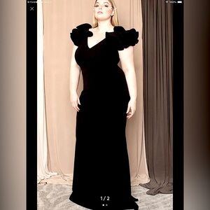 Sexy Vintage Retro Hourglass 1940’s Evening Ruffled Puff Shoulder Neckline Dress